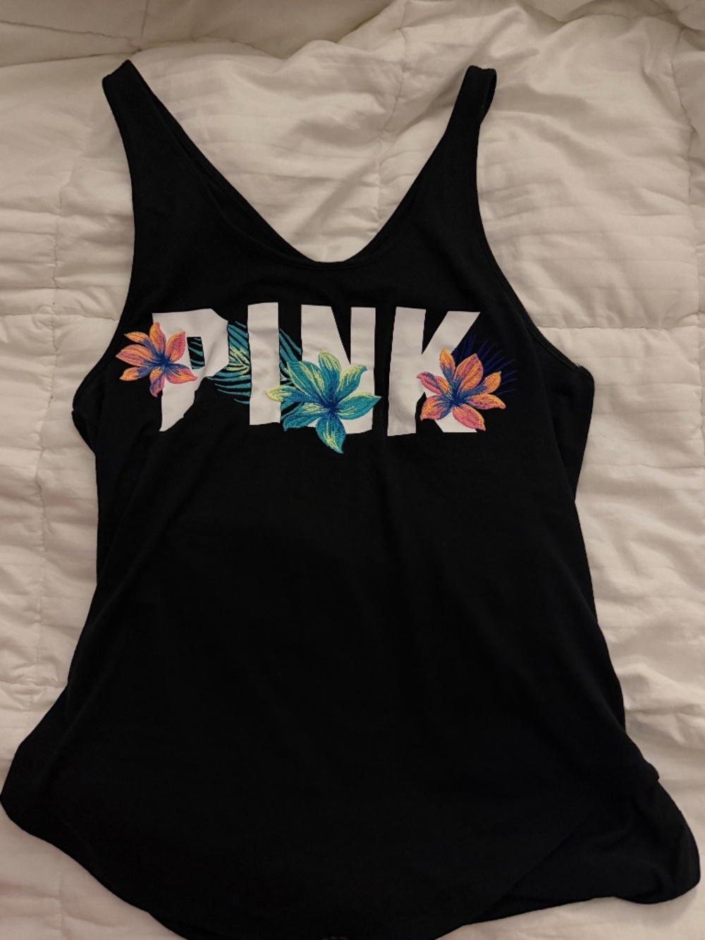 VICTORIA SECRET/PINK BLACK Floral Graphic Tank T